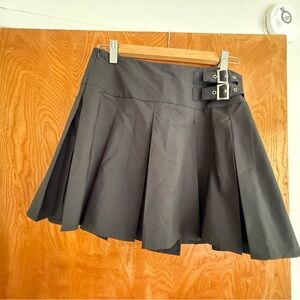 HALARA Black Skater Skirt with Buckle Accents